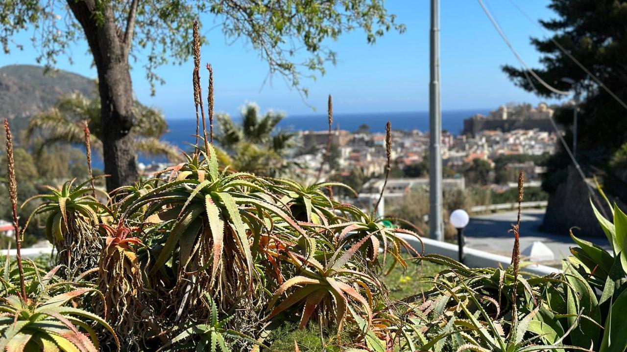 Villa La Milanina リーパリ エクステリア 写真